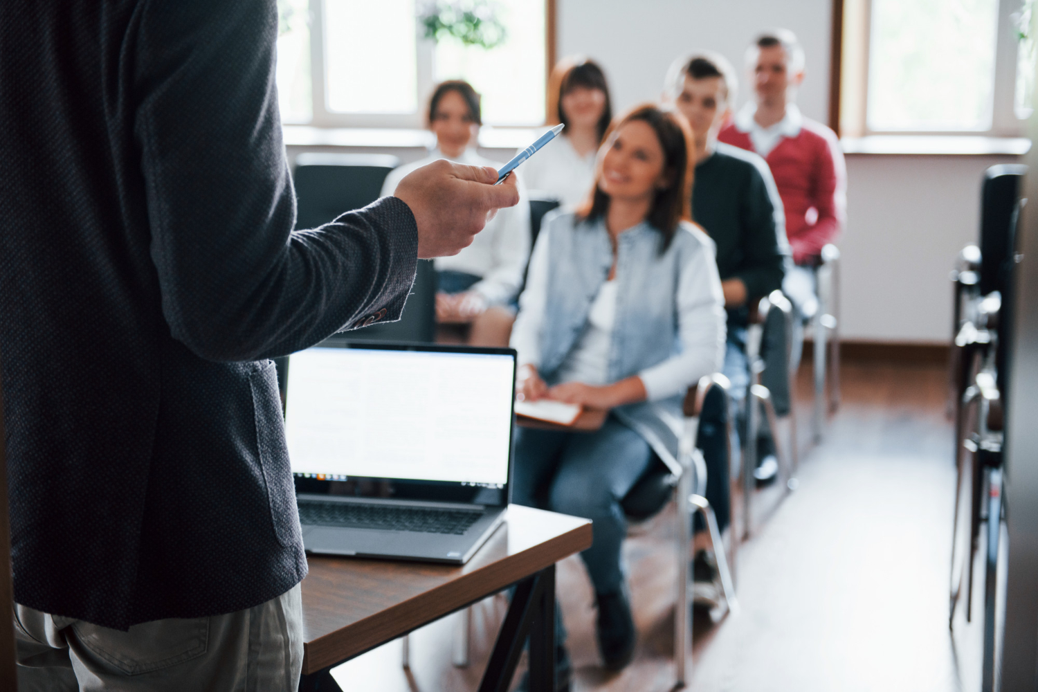 Formação de professores na era digital, palestrante e docentes em capacitação,